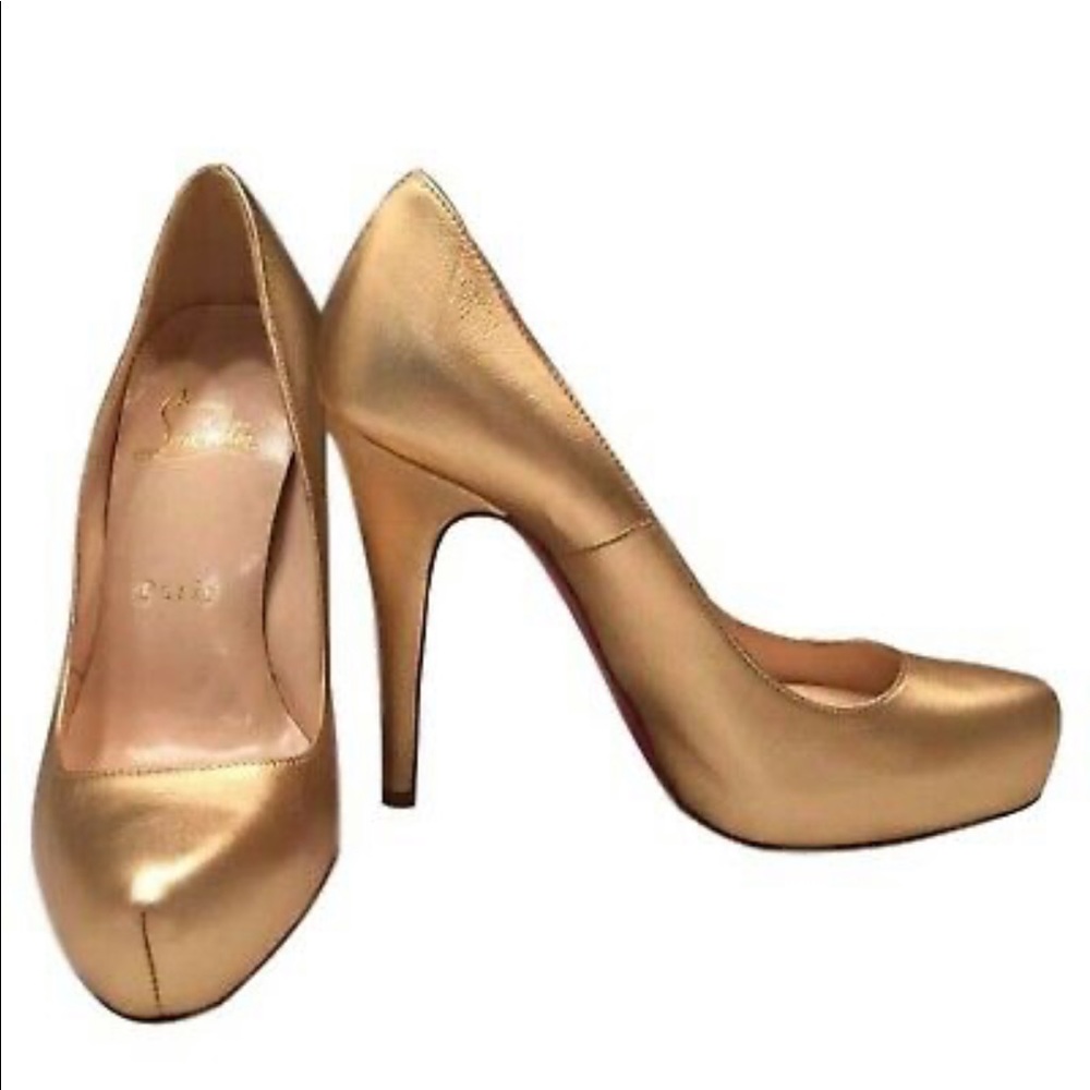 7.5 Christian Louboutin Rolando Gold Pump